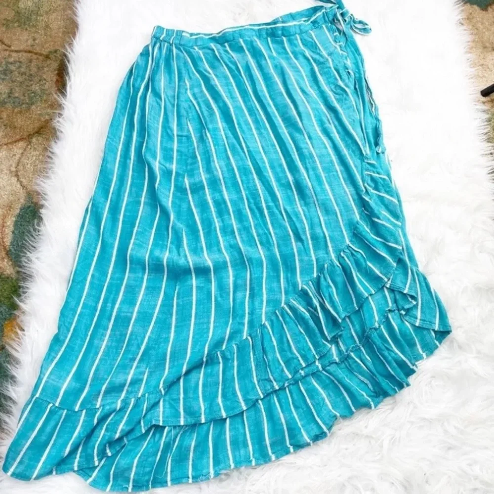 Ruffled Blue Island Asymmetrical Skirt 🏝️ - Picture 10 of 10